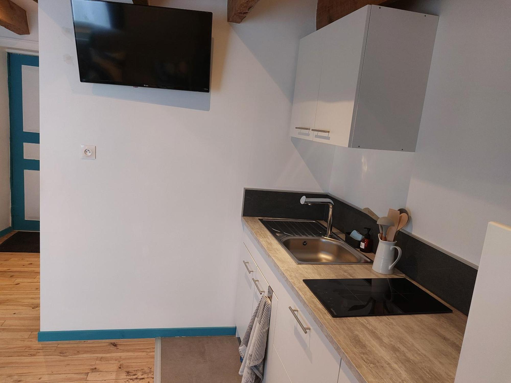 Studio Refait A Neuf Clos Saint Genest Manzat Екстериор снимка