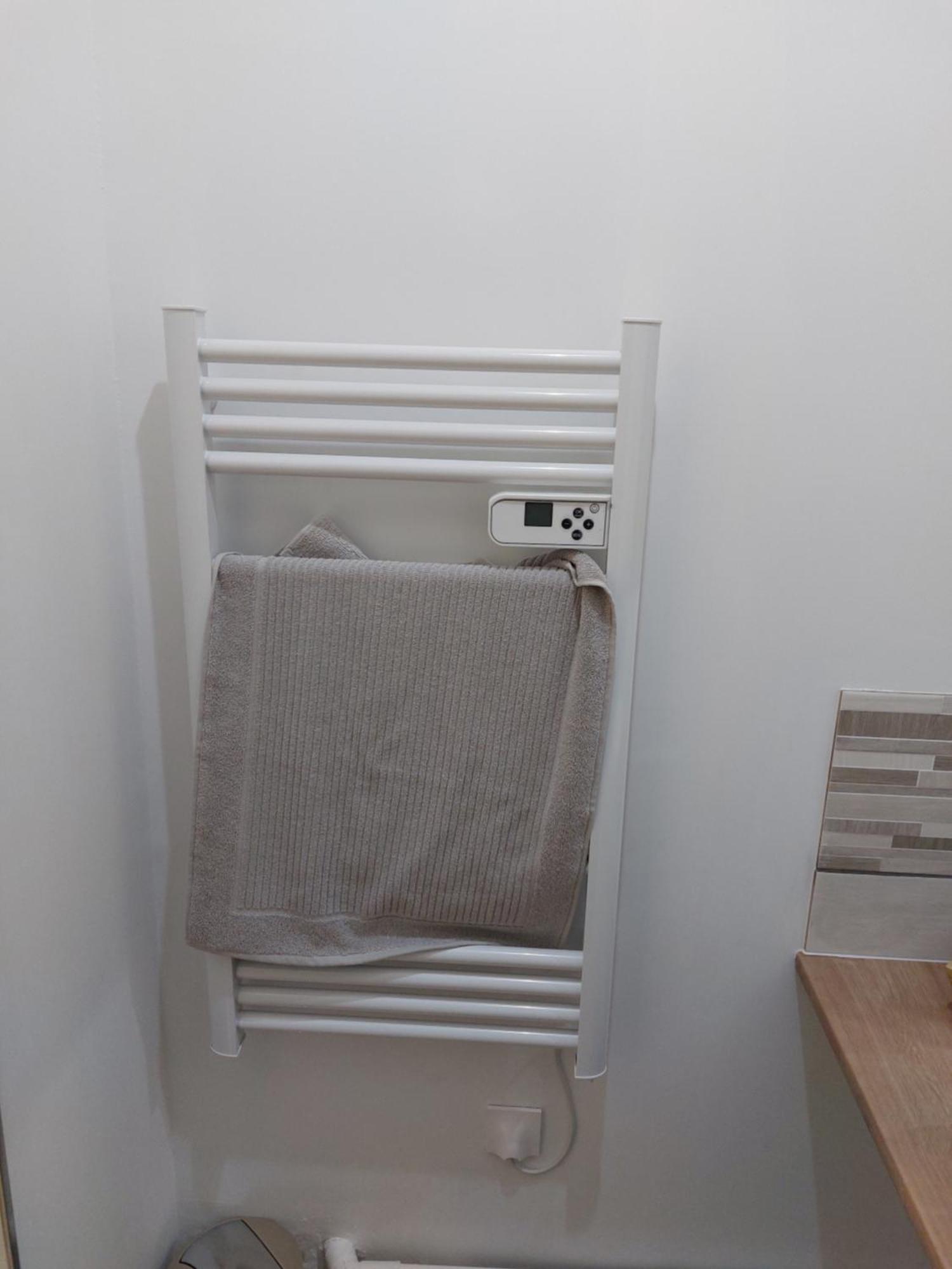 Studio Refait A Neuf Clos Saint Genest Manzat Екстериор снимка